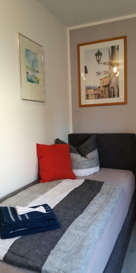Dorfstrasse 21 Ferienwohnung 3 シュヴィーローゼー エクステリア 写真